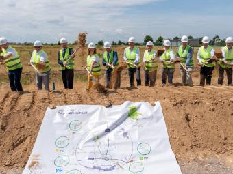 1. Offizieller Spatenstich beim Energiepark Bad Lauchstädt