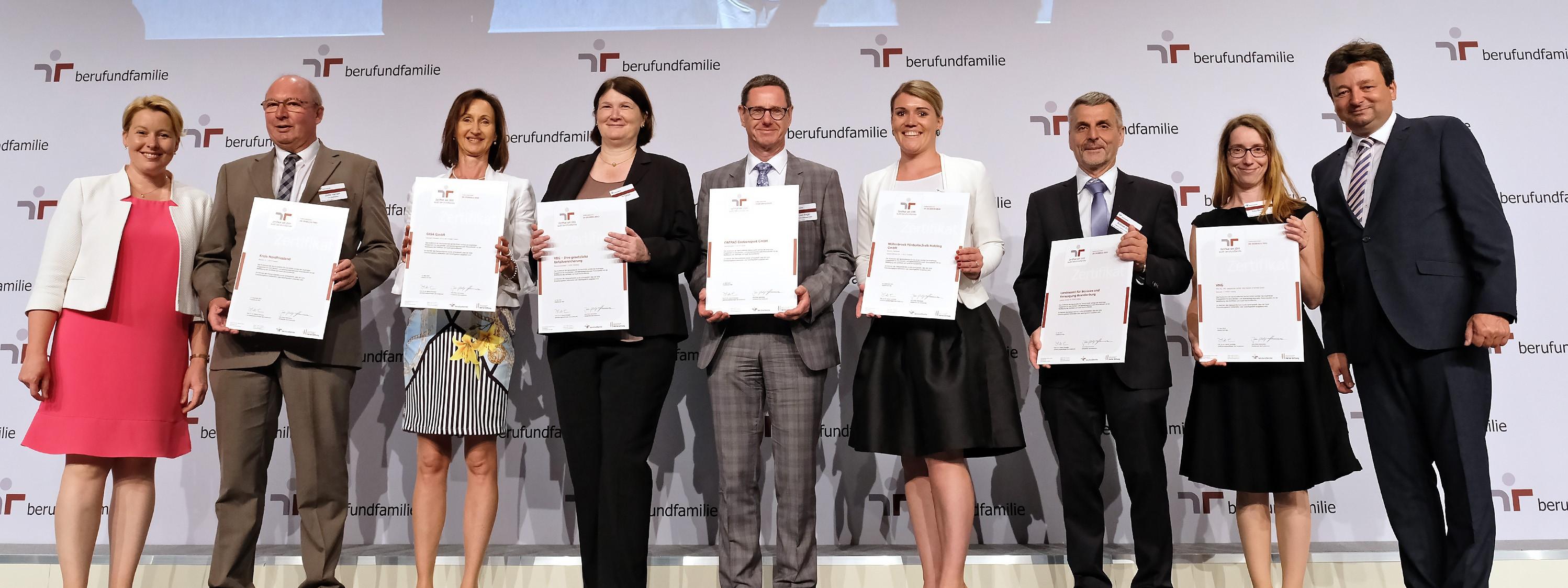 VNG_Zertifikatsverleihung_berufundfamilie